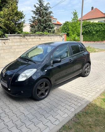 Toyota Yaris cena 16900 przebieg: 141000, rok produkcji 2006 z Wałbrzych małe 29